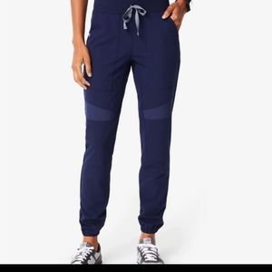 ISO of fig Venice joggers!!!